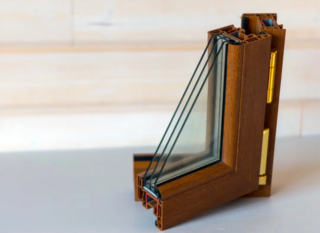 Installation de fenêtre en bois sur mesure Courthézon